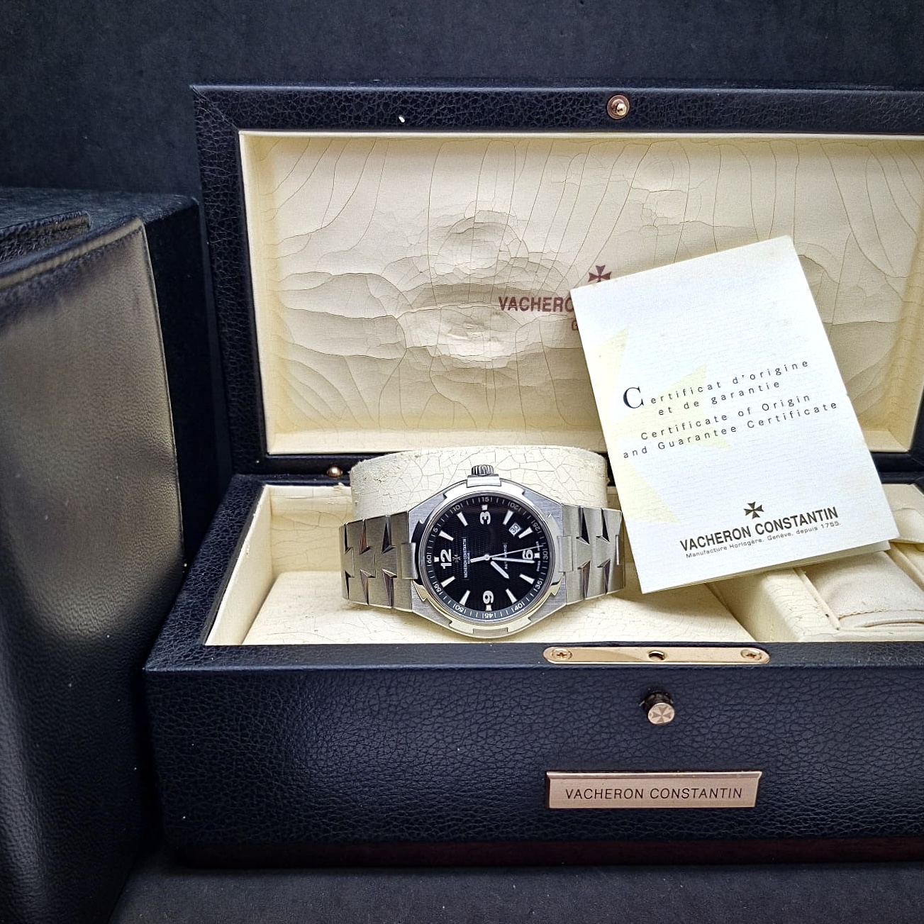 VACHERON CONSTANTIN OVERSEAS