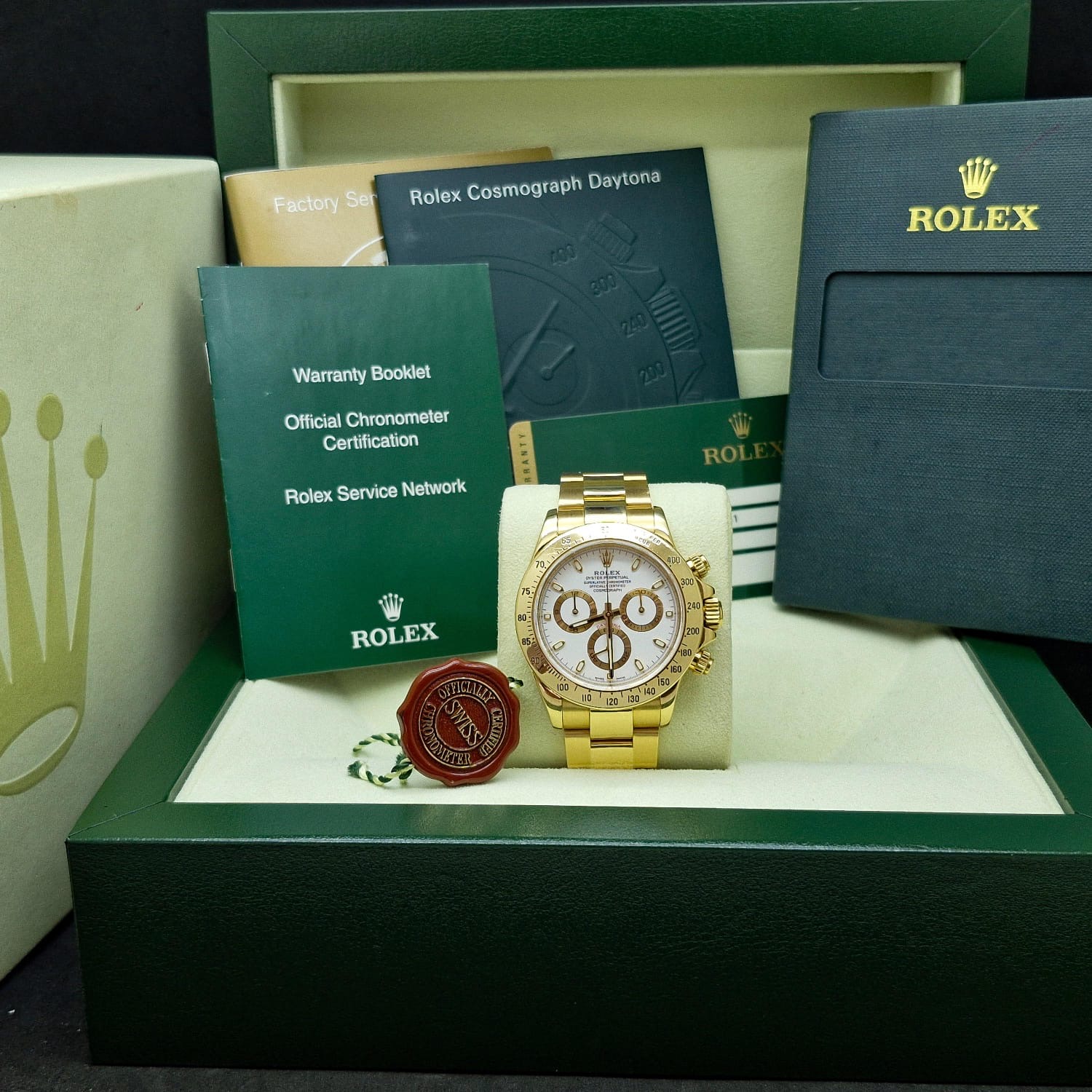 ROLEX COSMOGRAPH DAYTONA - YELLOW GOLD