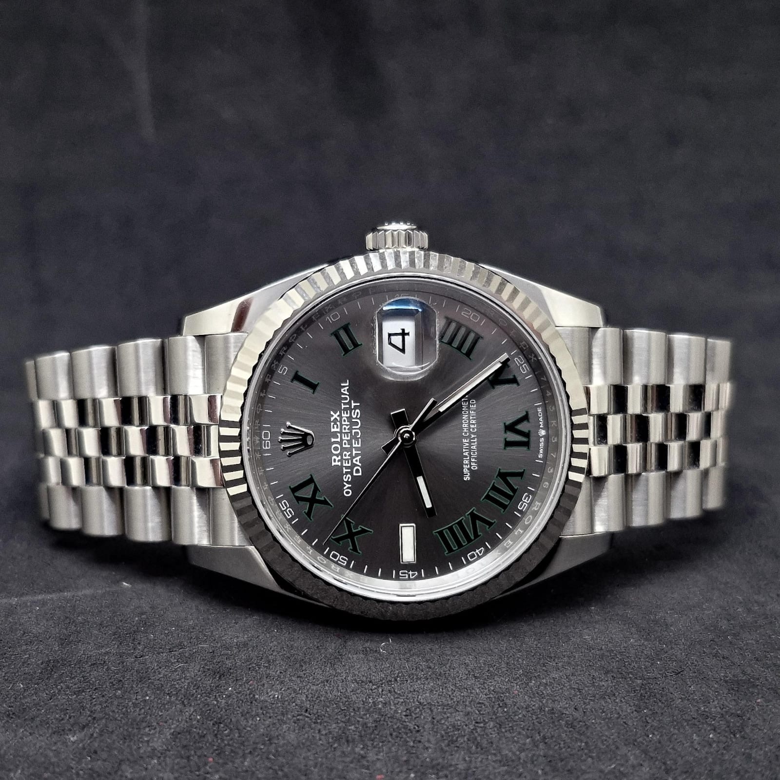 ROLEX OYSTER PERPETUAL DATEJUST 36