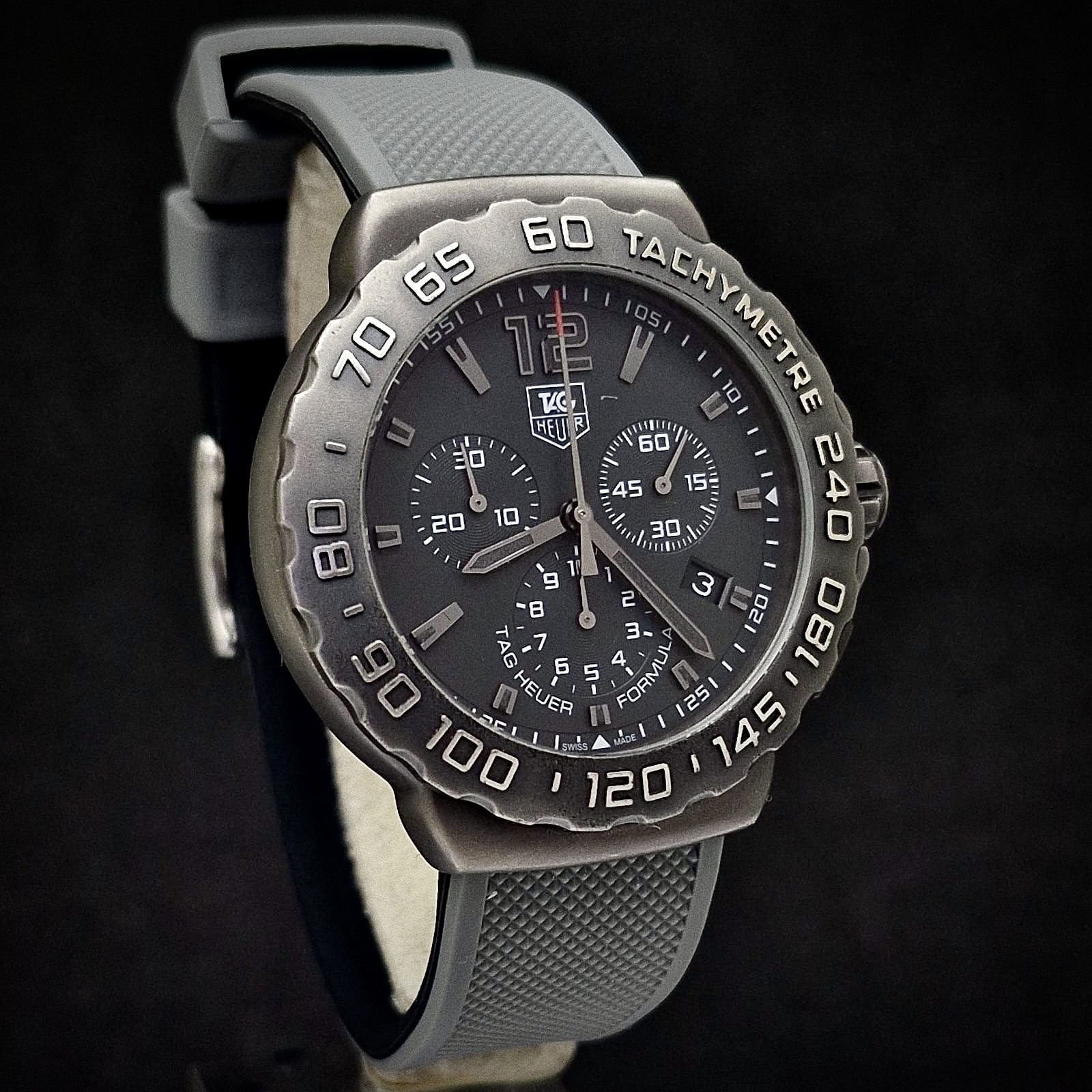 TAG HEUER FORMULA 1 CHRONOGRAPH