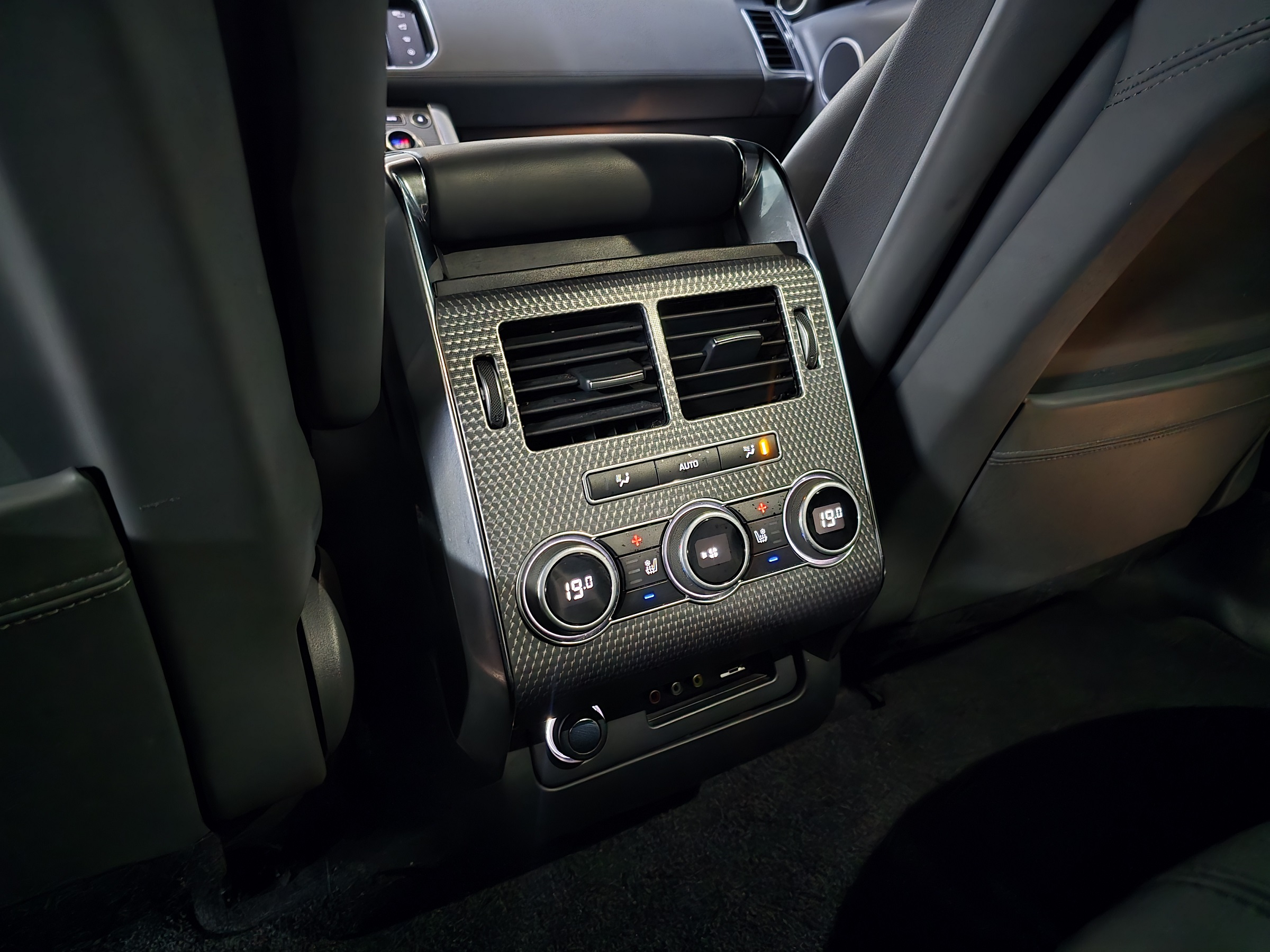 LAND ROVER RANGE ROVER SPORT 5.0 HSE AUTOBIOGRAPHY DYNAMIC 4X4 V8 32V GASOLINA 4P AUTOMÁTICO