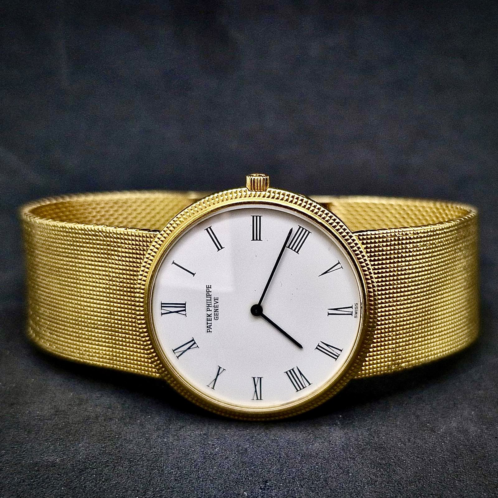 PATEK PHILIPPE CALATRAVA 18K YELLOW GOLD