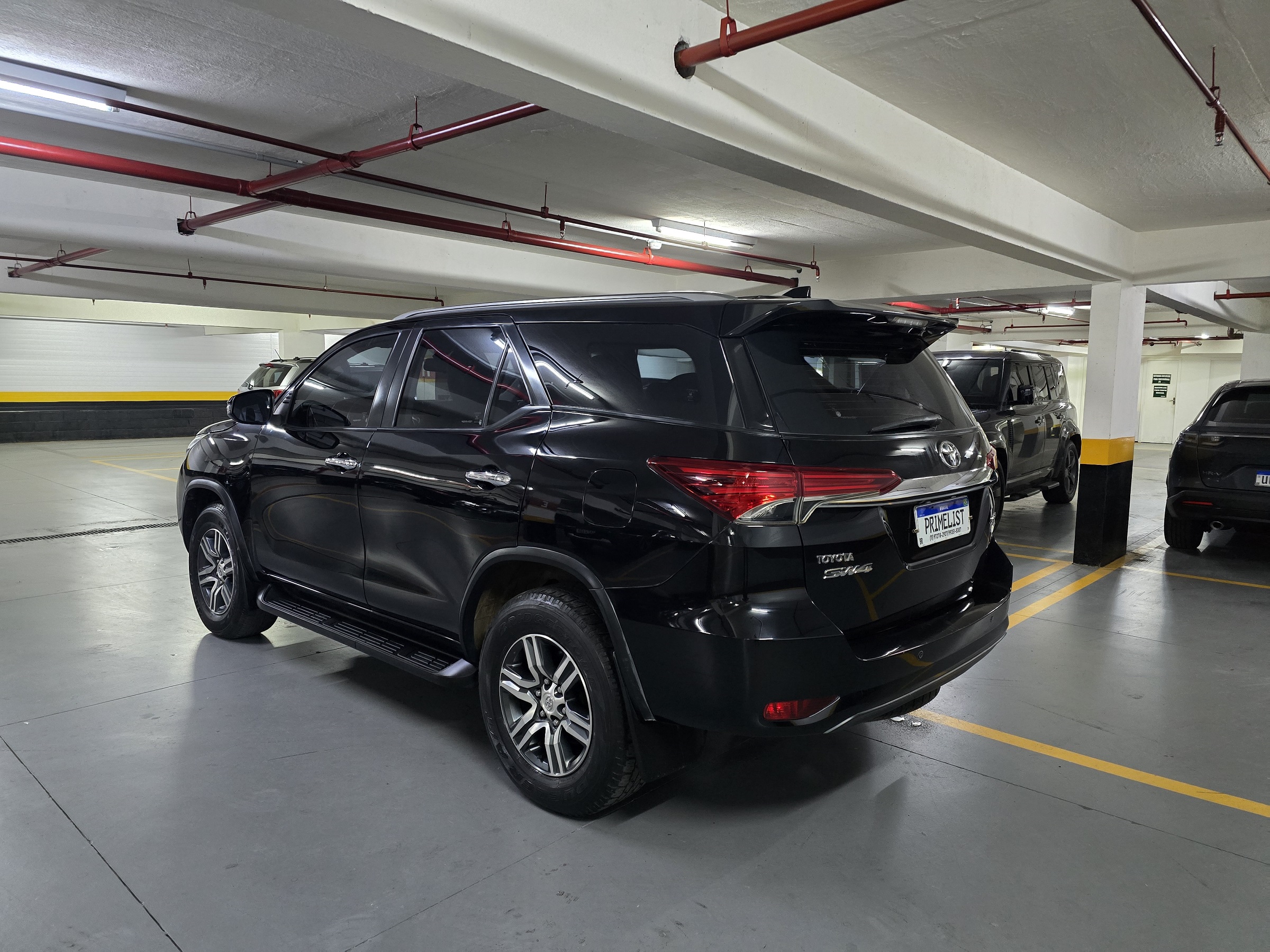 TOYOTA HILUX SW4 2.7 SRV 7 LUGARES 4X2 16V FLEX 4P AUTOMÁTICO