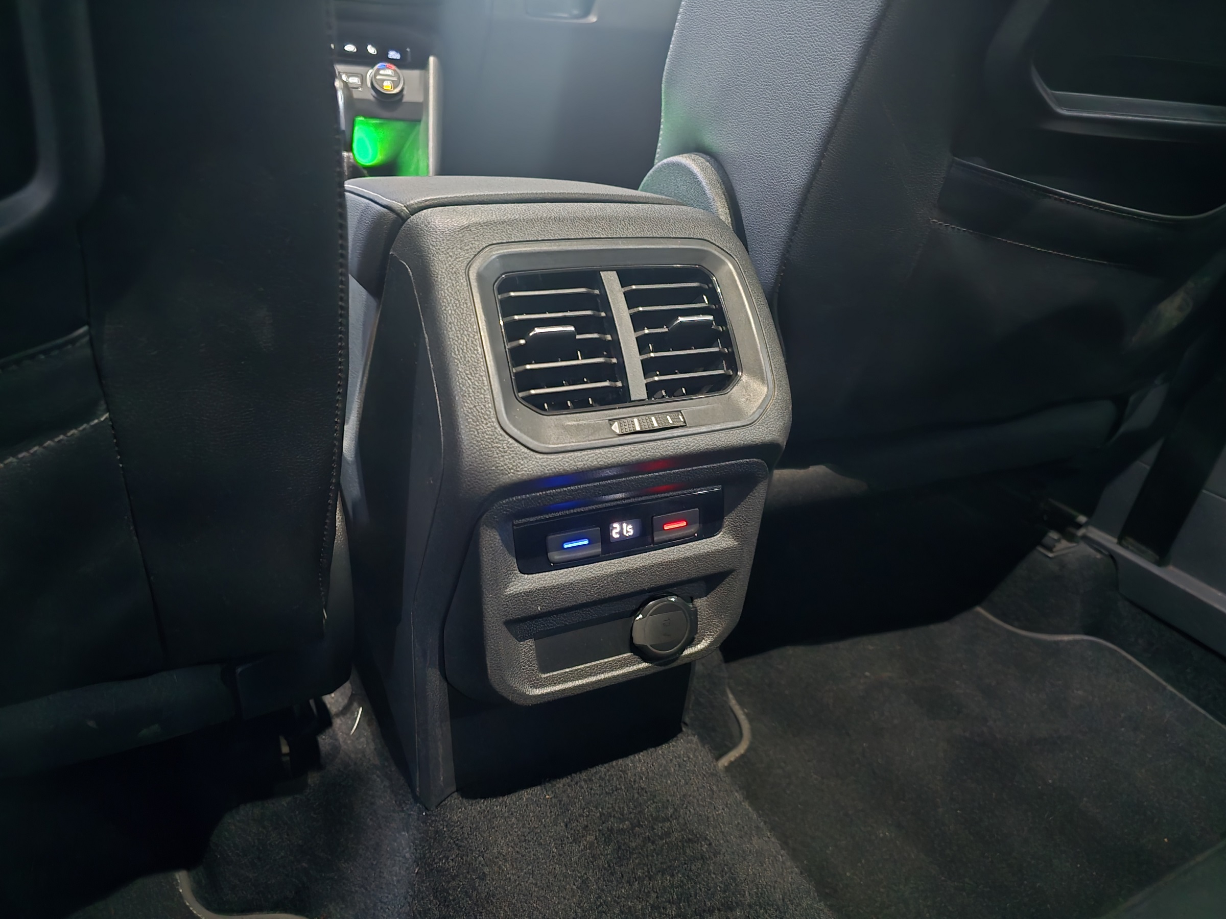 VOLKSWAGEN TIGUAN 2.0 350 TSI GASOLINA ALLSPACE R-LINE 4MOTION DSG