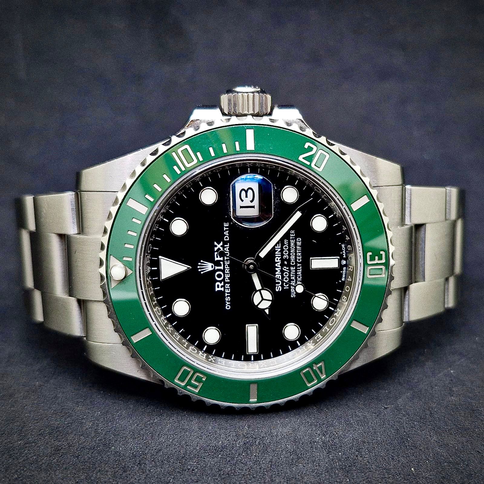ROLEX SUBMARINER DATE - STARBUCKS
