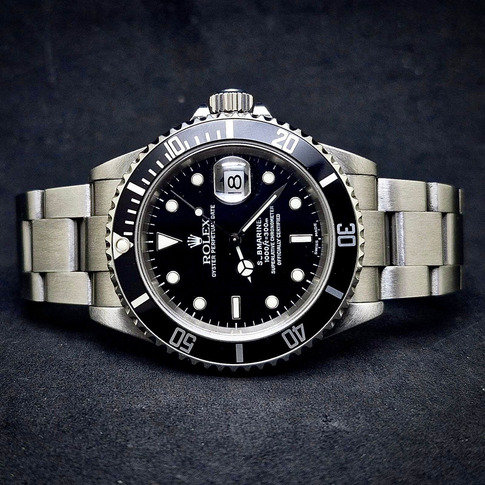 ROLEX SUBMARINER DATE