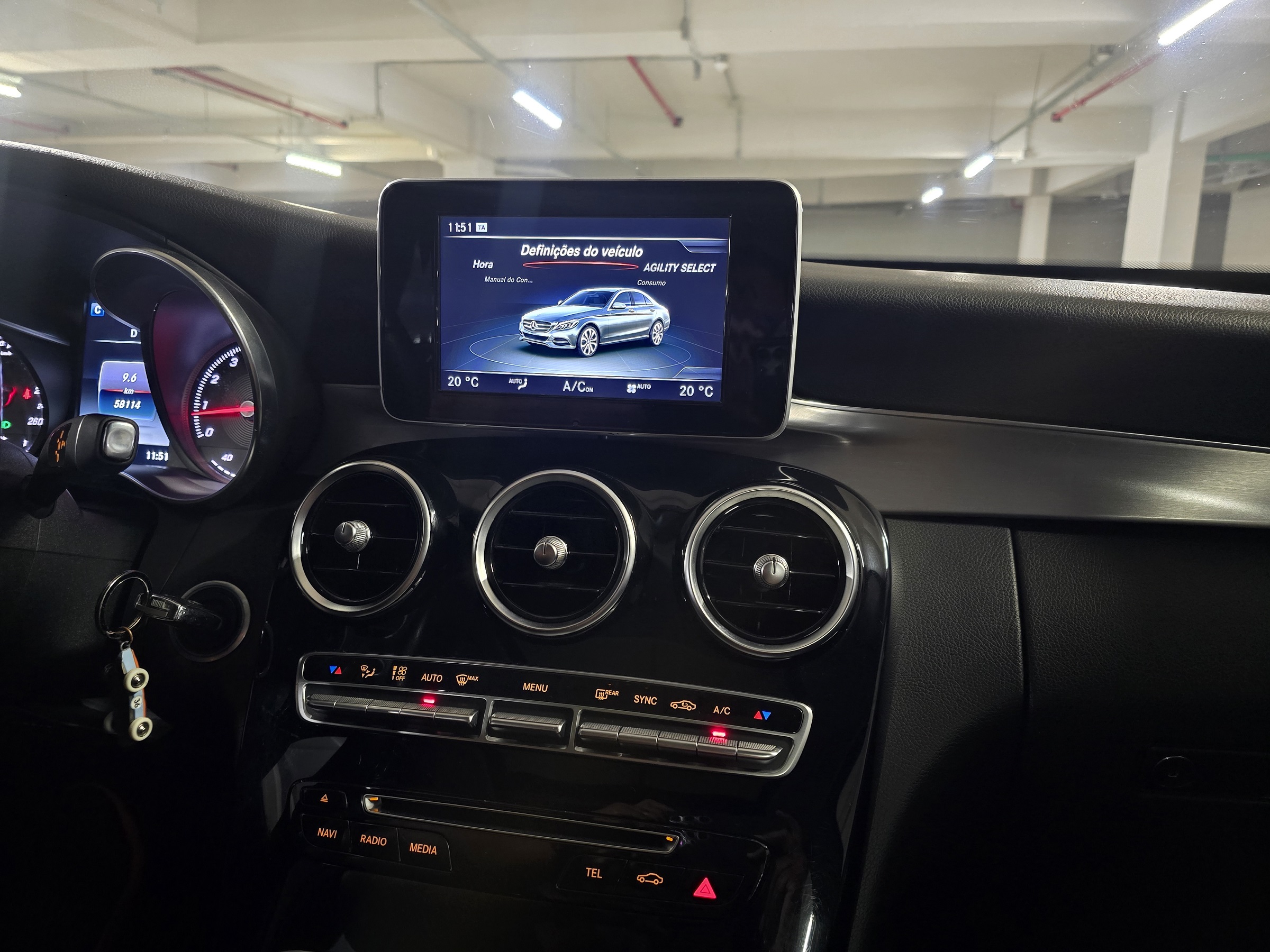 MERCEDES-BENZ C 200 2.0 CGI AVANTGARDE 16V GASOLINA 4P AUTOMÁTICO