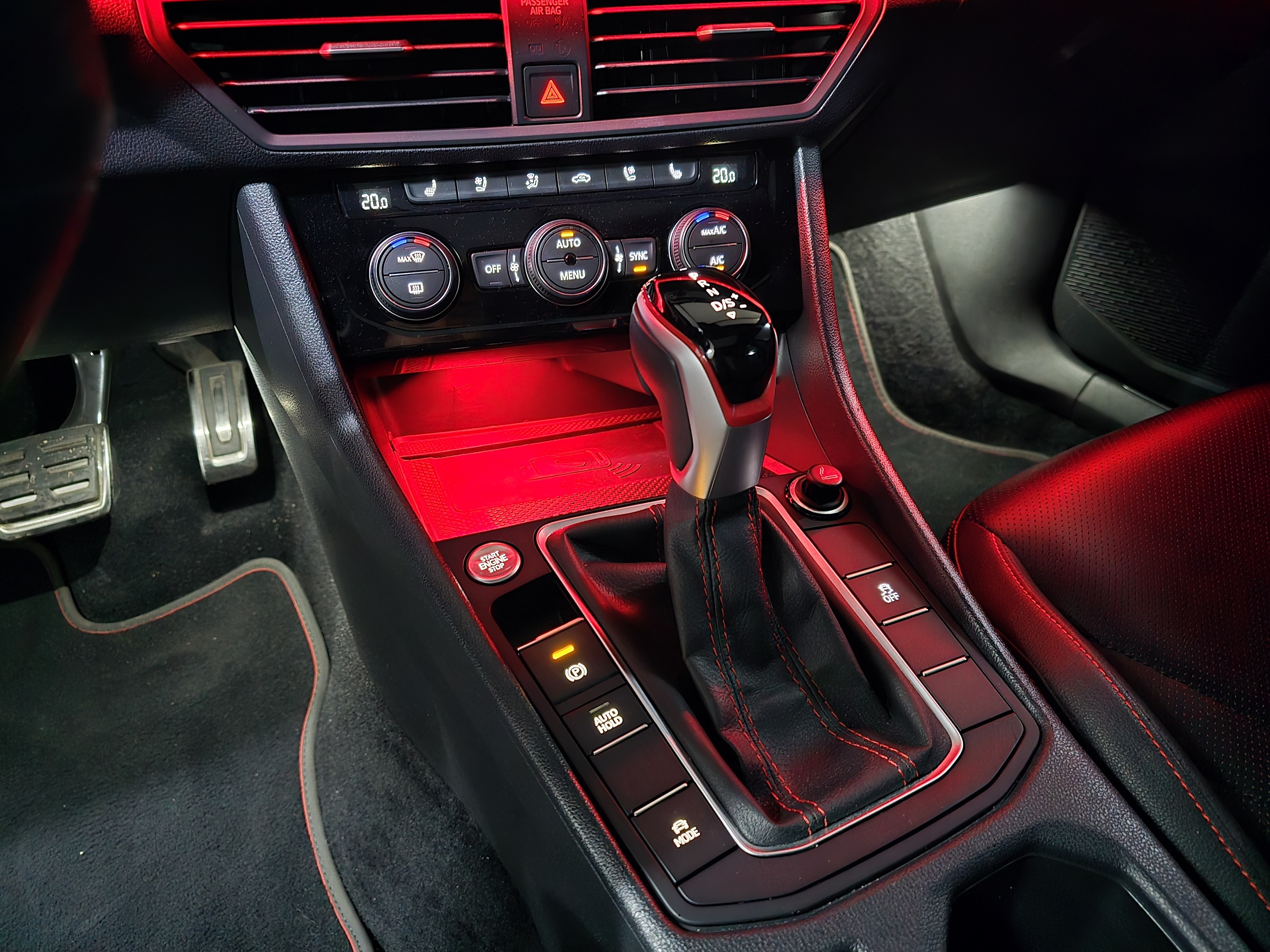 VOLKSWAGEN JETTA 2.0 350 TSI GASOLINA GLI DSG