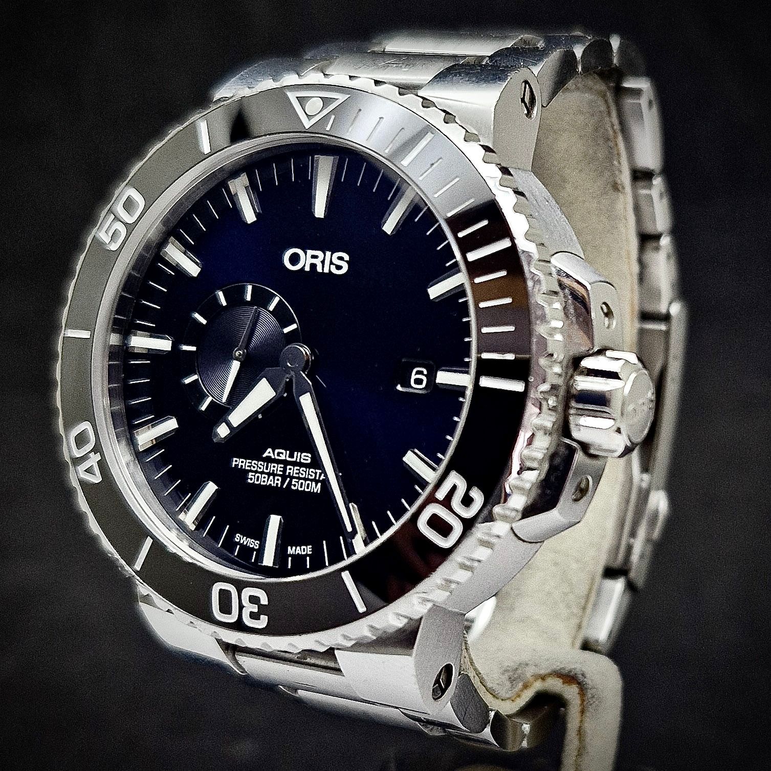 ORIS AQUIS DATE