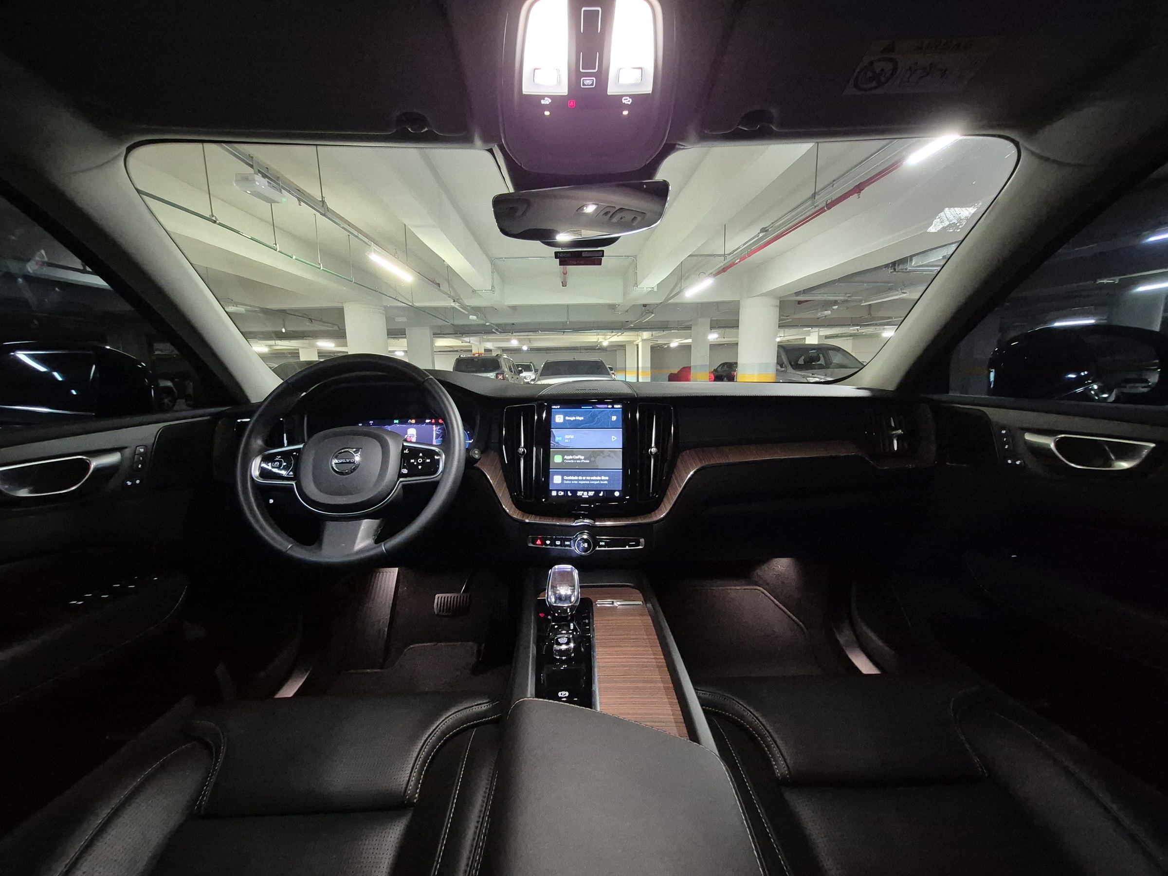 VOLVO XC60 2.0 T8 RECHARGE ULTIMATE DARK AWD GEARTRONIC