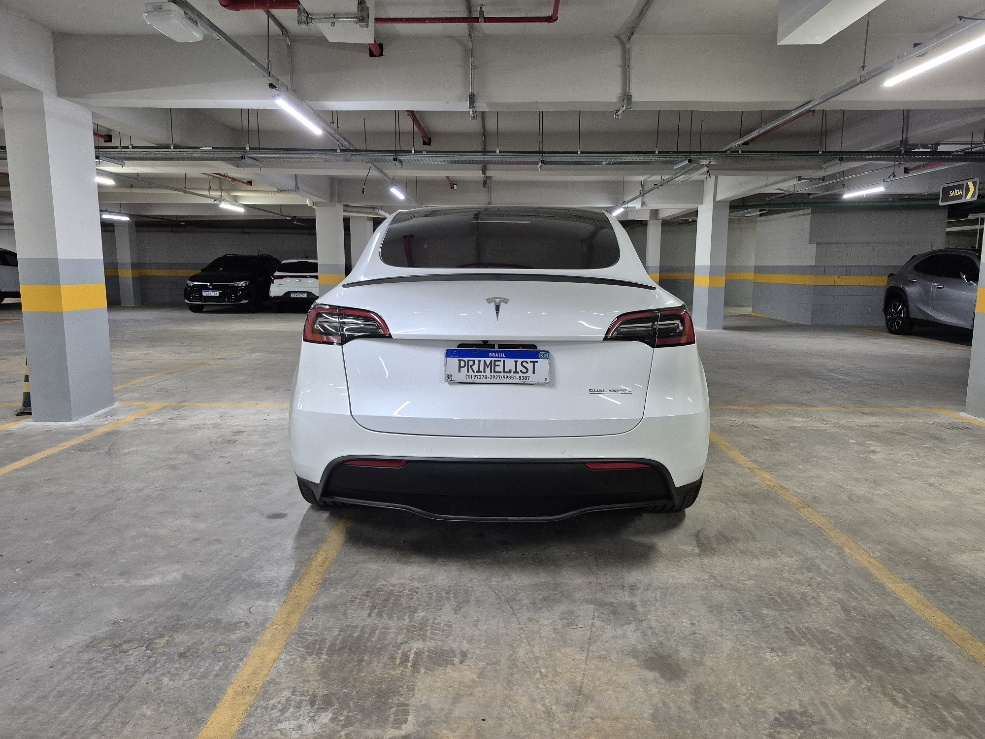 TESLA MODEL Y LONG RANGE PERFORMANCE AWD