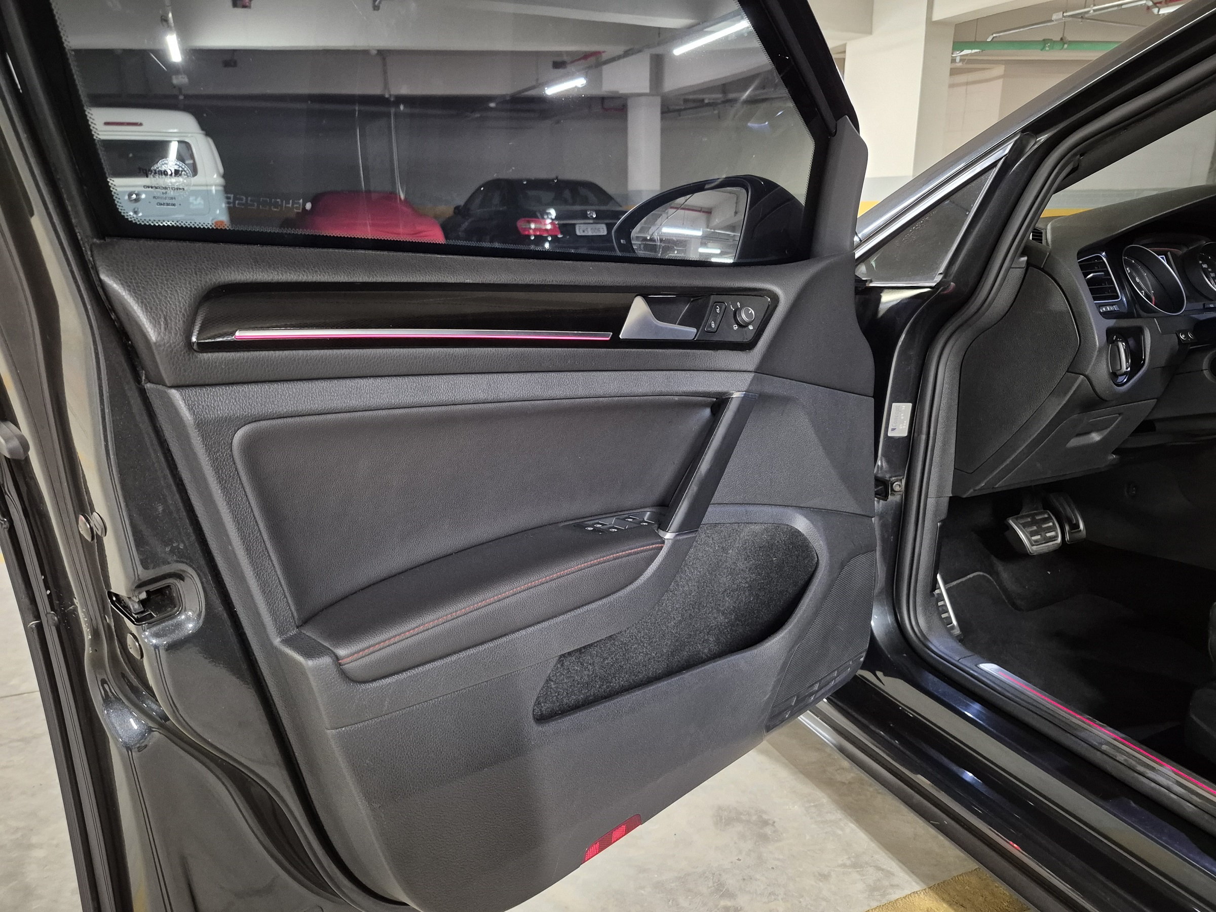 VOLKSWAGEN GOLF 2.0 TSI GTI 16V TURBO GASOLINA 4P AUTOMÁTICO