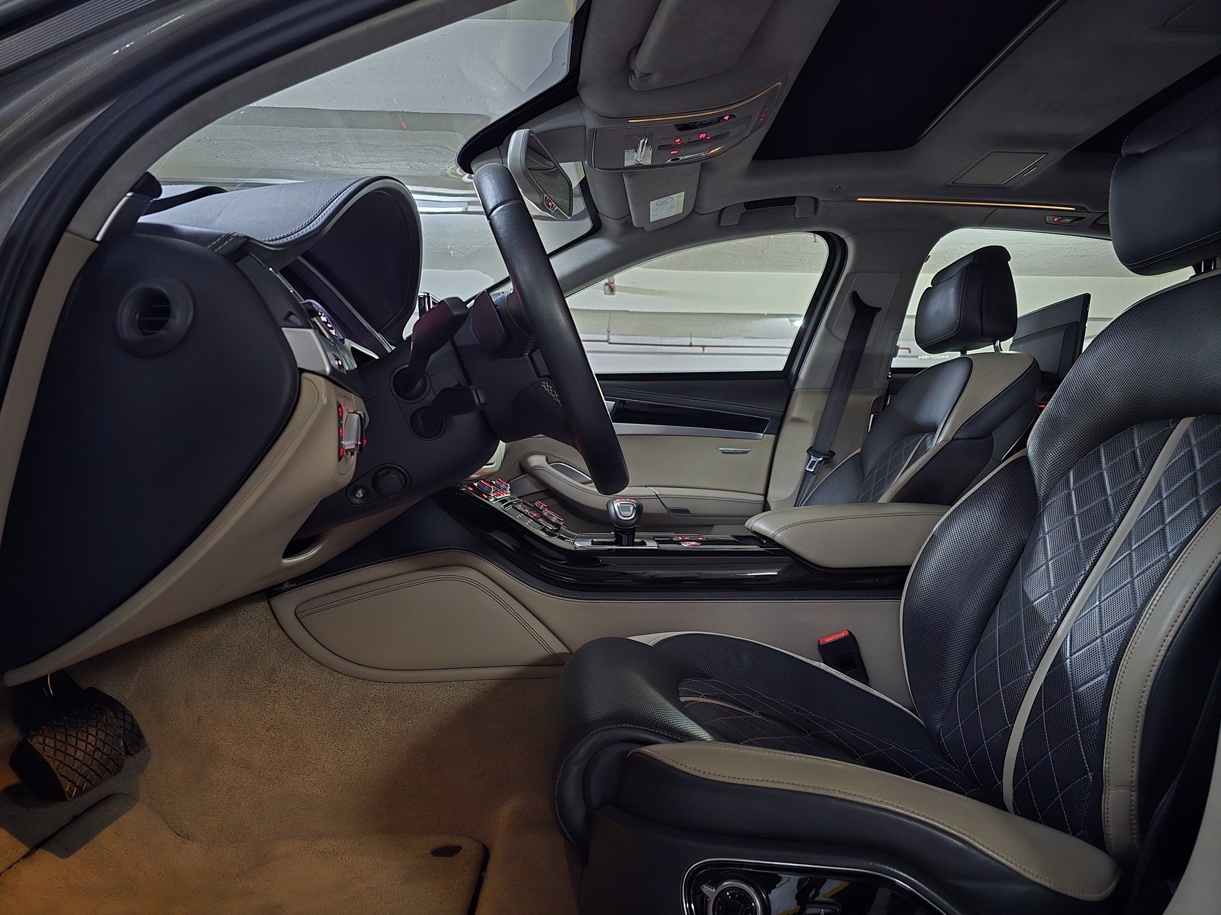 AUDI A8 6.3 FSI LONGO W12 48V GASOLINA 4P TIPTRONIC