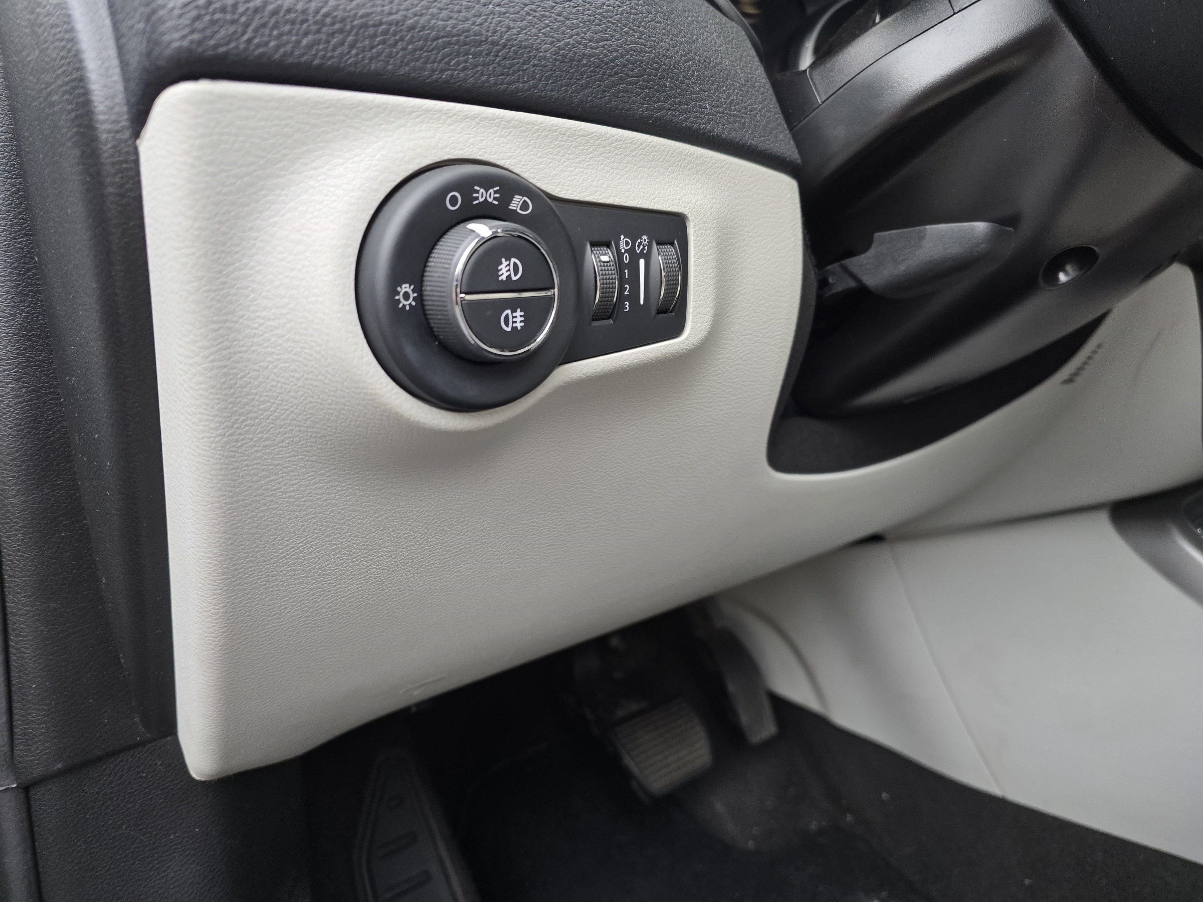 JEEP COMPASS 2.0 16V FLEX LONGITUDE AUTOMÁTICO