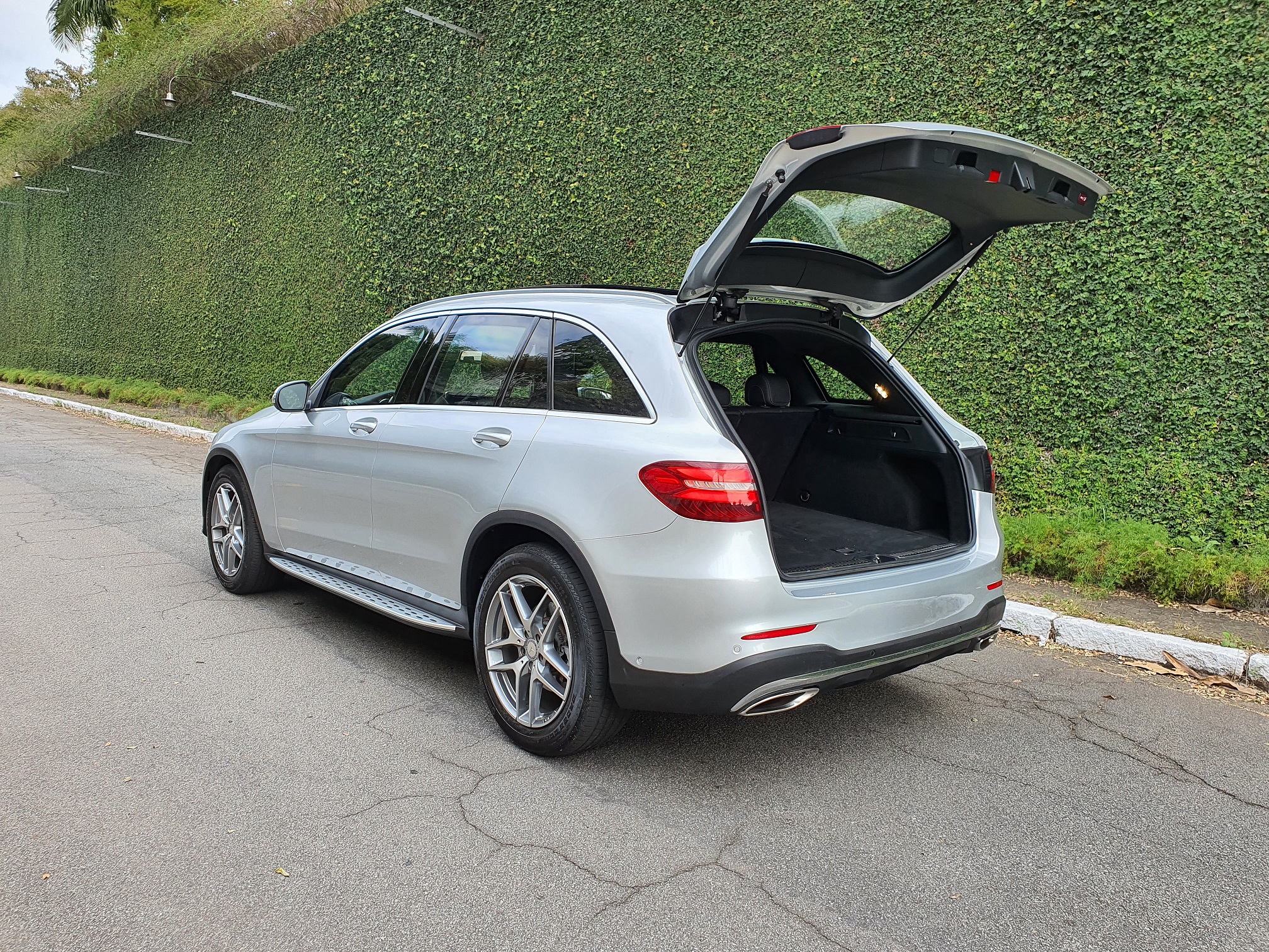 MERCEDES-BENZ GLC 250 2.0 CGI GASOLINA SPORT 4MATIC 9G-TRONIC