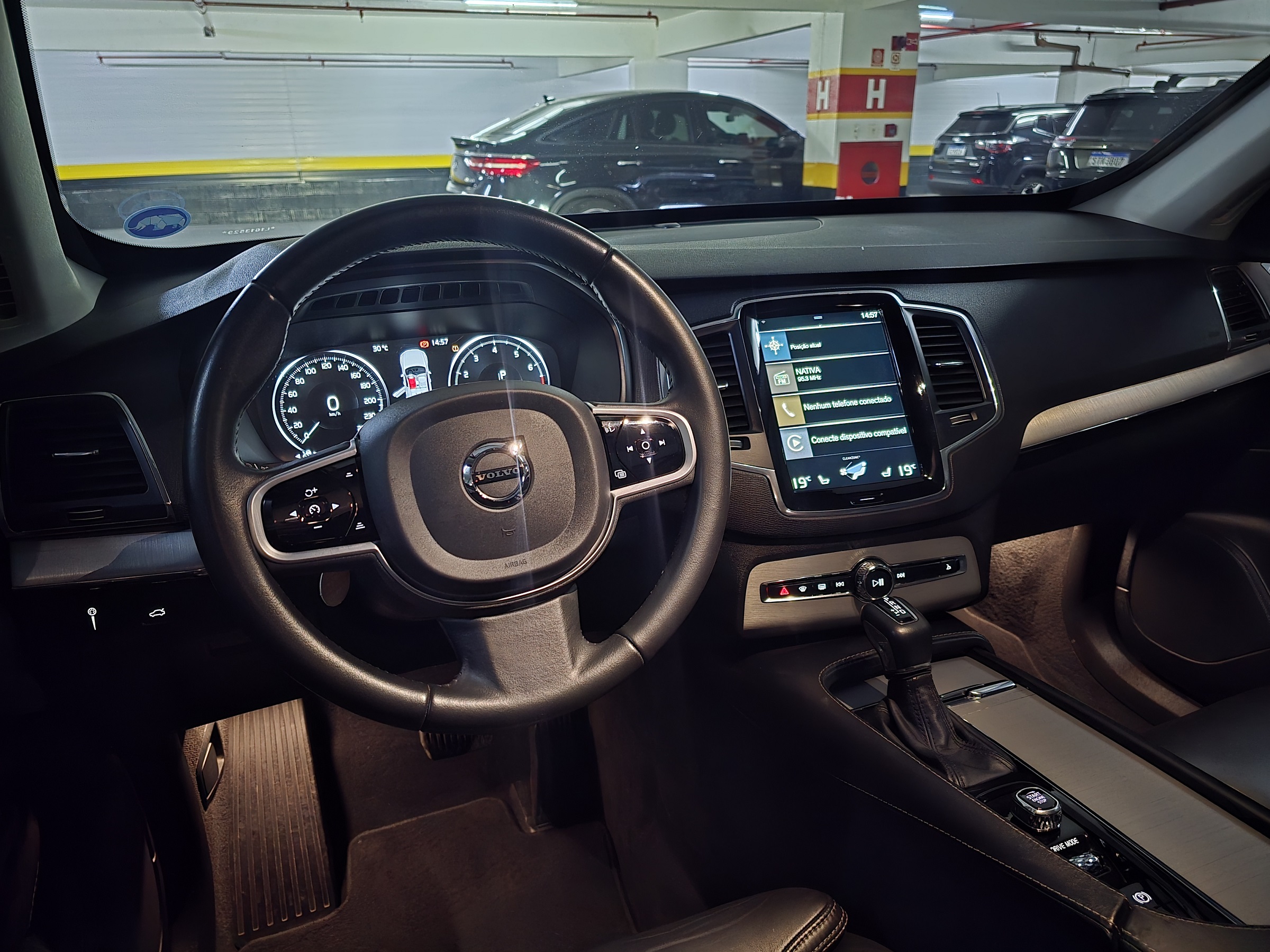 VOLVO XC90 2.0 T6 GASOLINA MOMENTUM AWD GEARTRONIC