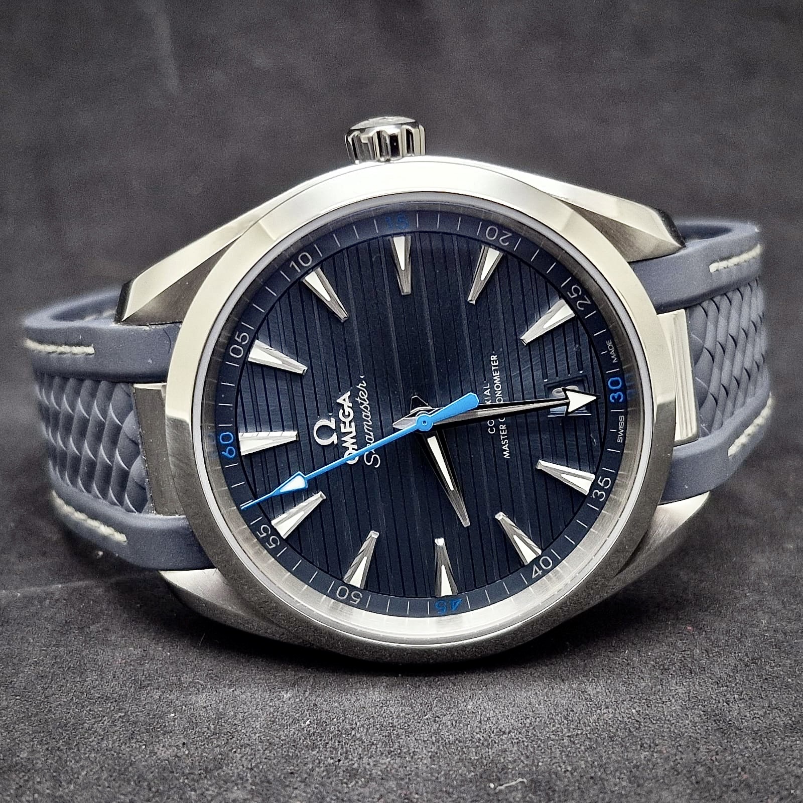 OMEGA SEAMASTER AQUA TERRA