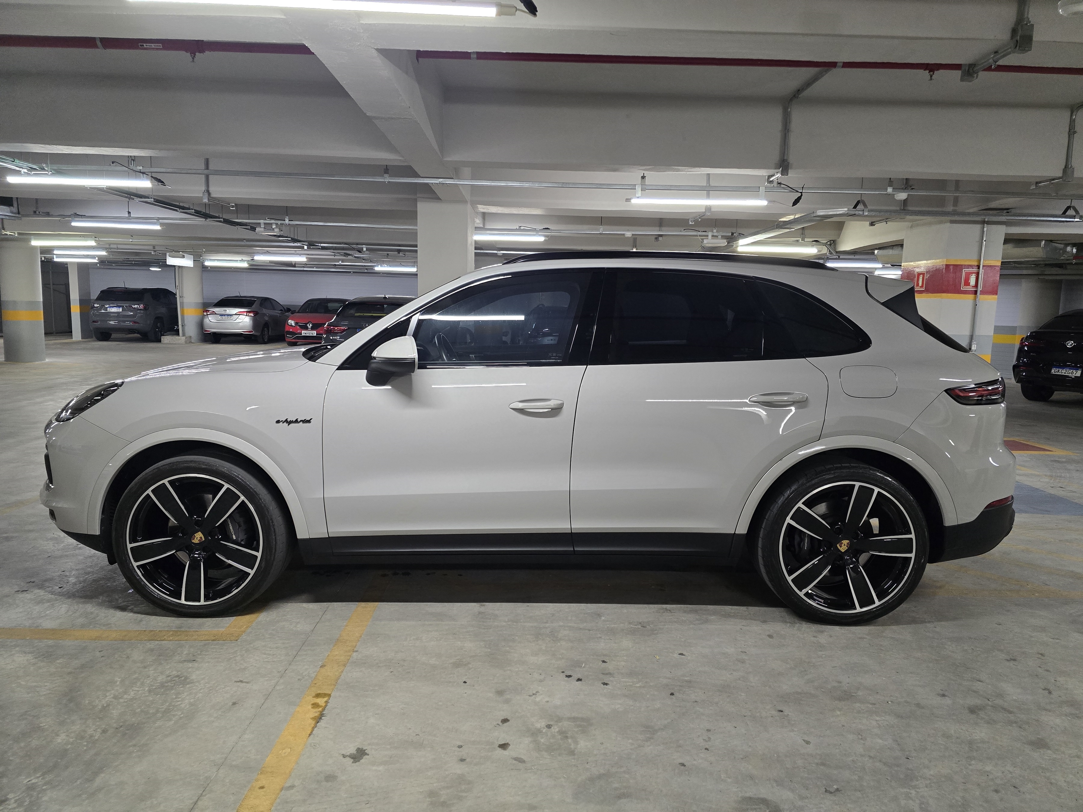 PORSCHE CAYENNE 3.0 V6 E-HYBRID AWD TIPTRONIC S