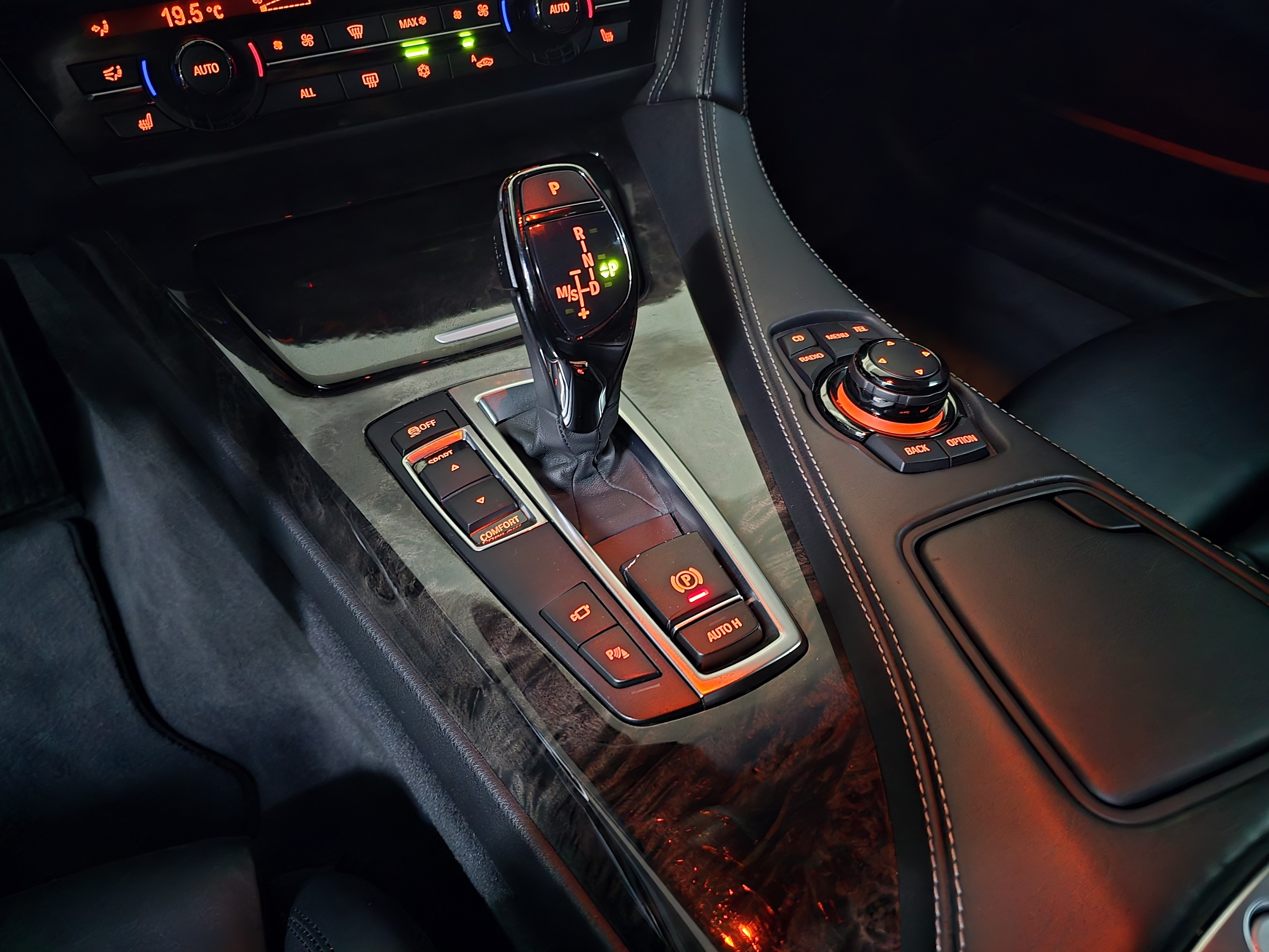 BMW 650I 4.8 COUPÉ V8 32V GASOLINA 2P AUTOMÁTICO